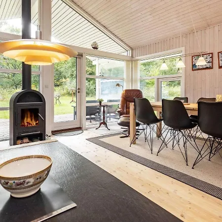 6 Person In Farso-by Traum Farsø