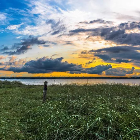 6 Person In Farso-by Traum 펜션